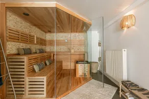 Beach Walk Villa w/ Sauna & Game Room - Image 5