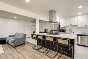 Under 1 Mi to Med Center! Stylish Home in Tulare - Image 5