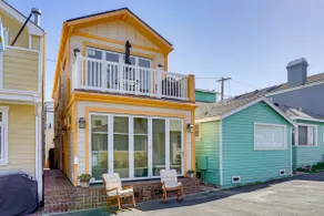 Walk to Bay & Pleasure Pier! Catalina Island Stay - Image 3