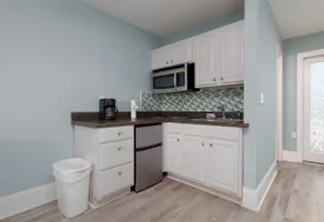 -Surf City- Lazy Wave Lodge Motel-Pet Friendly - Image 3