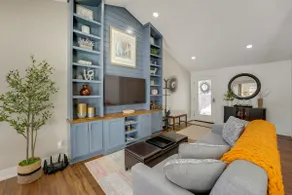 Hike, Fish & Golf: Waterfront Gem on Camp Lake! - Image 5