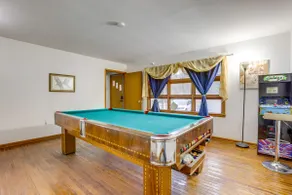 Pool Table & Shared Sauna! Potomac River Basecamp - Image 2