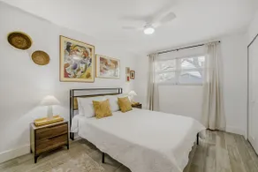 Chic 2BR Apt Near EGAD & Beaches | Wifi + Parking - Image 3
