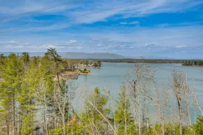Steps to Private Beach! Family Home on Lake James - Image 1