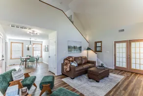 River Access, Starlink, Fire Pit, W/D, Monthly - Image 3