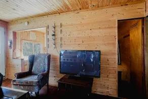 3-Bedroom Cottage at Katchawanooka Resort #11 - Image 3