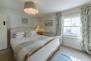 Burnham Cottage - Image 4