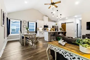 Stylish New Home Near Downtown Pine Mountain - Image 5