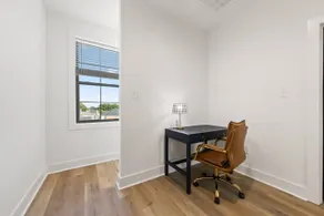 NEW Oakview Loft - River Ranch - 85 TV - Office - Nespresso - 2 King Beds - Image 4