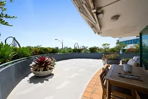 Classic Coastal Escape - 1 Bedroom Ocean Views - Image 4