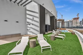 Beautiful Miami Apt Pool & Beach for 3 Guests - Image 5