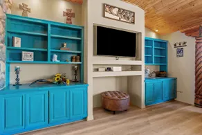 Ropers welcome, corrals/pool/sleeps 8/in town - Image 5