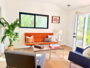 Private Hillside 2BR Suite Near Town - Image 2