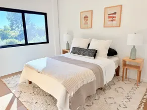 Private Hillside 2BR Suite Near Town - Image 4