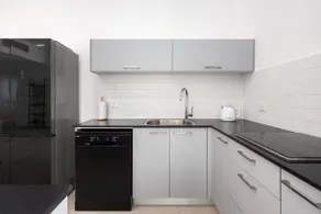 Luxury 5BR Penthouse | Balcony w/Jacuzzi | Mamad - Image 4