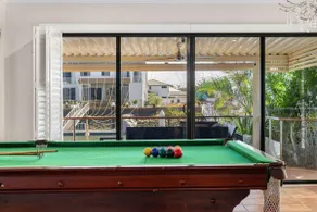 Spacious 4BR Waterfront Stay Pool Table AC - Image 2