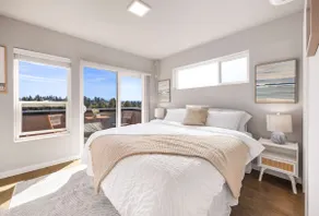 Eco-Friendly 3BR Retreat w, UW & Hospital - Image 3