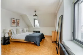 Bamboo Suite - Spacious 4-Room City Apartment - Image 4