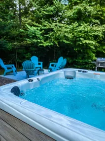 Peaceful Mountain Retreat w/ Hot Tub - Image 2