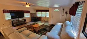 Peaceful Mountain Retreat w/ Hot Tub - Image 4