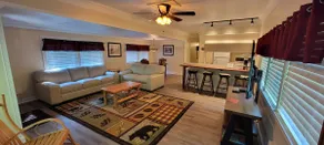 Peaceful Mountain Retreat w/ Hot Tub - Image 3