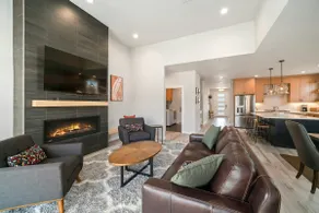 Perfect Location and Amazing Outdoor Space! - Image 4