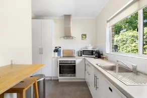 Toorak Escape - Serene Stay near Burnside Village - Image 3