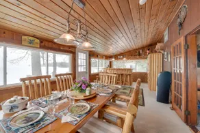 Private Dock & Views! Family Home on Paradise Lake - Image 2