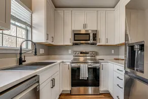 Stroll to Town: Quiet Holly Springs Home w/ Yard! - Image 3