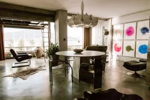 Luxury Waterfront Loft with Panoramic Views - Image 2