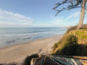 Coastal Escape w/ Beach Access by Lighthouse - Image 3