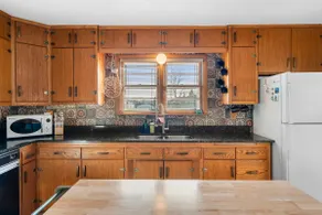Mid-Century Modern Home w/ Sauna & Bar - Image 5
