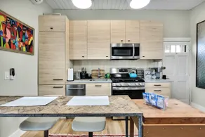 Cottage On Front, Downtown free parking! - Image 4