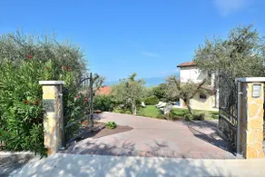 Villa Lisi With Pool - Image 2