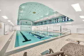 Luxe Flat w/ Indoor Pool & Sauna • Gym•Heart of DT - Image 3