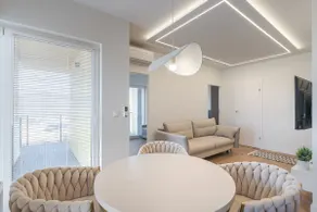 Kwiatkowskiego Modern Apartment by BookingHost - Image 4