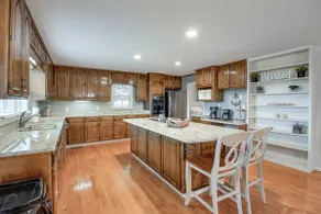 Spacious Fishing Getaway by Lake Guntersville! - Image 3