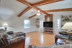 Spacious Fishing Getaway by Lake Guntersville! - Image 5