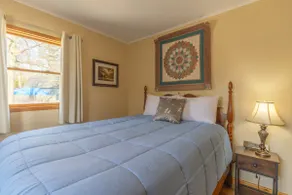 Maple Lake Cottage- pet friendly- boat dock - Image 5