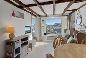 Rock Cottage - Image 3