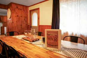 Misty Mountain Cottage - Pet Friendly - Image 2