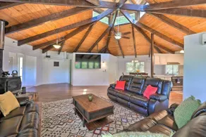 Outdoor Deck• Disc/Pool Table • Fireplace • Grill - Image 3