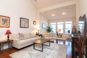 Waterfront Resort with Community Amenities that Sleeps 13 - Image 3
