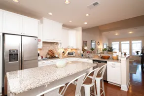 Waterfront Resort with Community Amenities that Sleeps 13 - Image 2