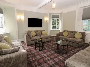 Eskvale House - Image 2
