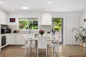 Lucis Beach Retreat - Image 2