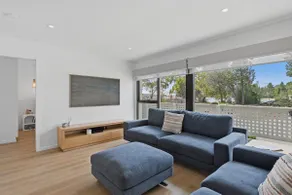 Orford Waterfront Cottage - Image 3