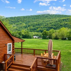 River Retreat w/Loft, Game Fun, Fire Pit & Fun - Image 4