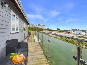 Top Deck Falmouth – Harbour Views & Parking - Image 4