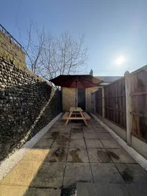 Central Margate Cinema Retreat With Spacious Garden - Image 3